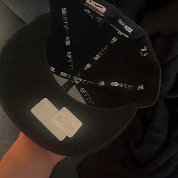 Boston New Era - Picture 4 of 5